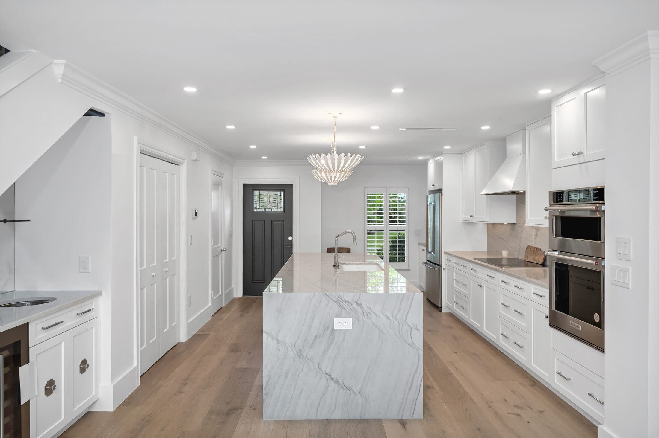 Kitchen island