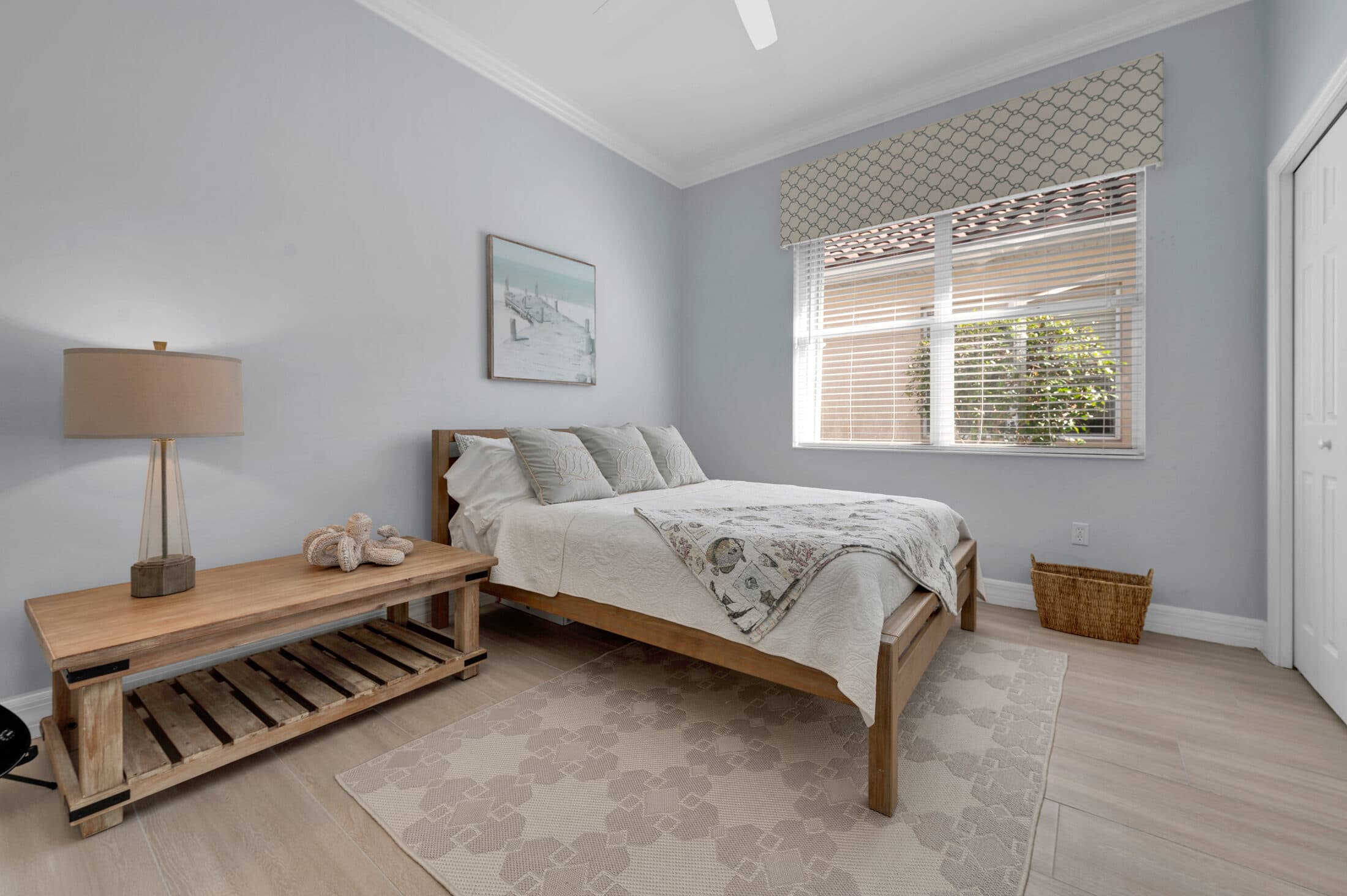 Guest bedroom