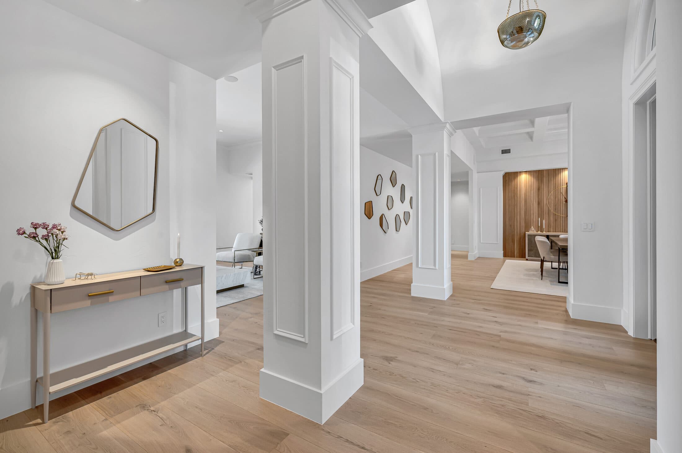 Foyer with RIVA-clad columns