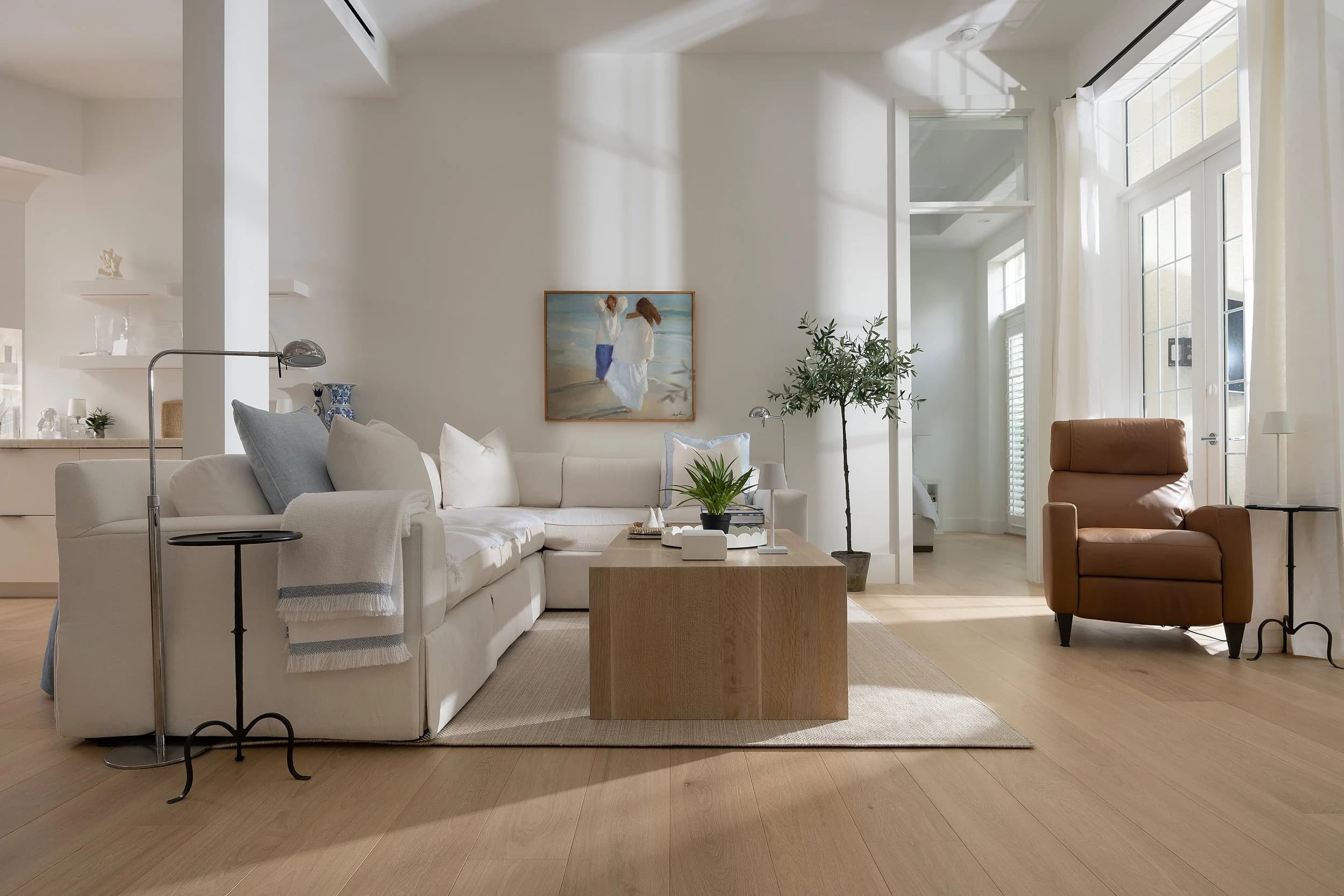 Port Royal residence with RIVA Spain wide-plank European white oak